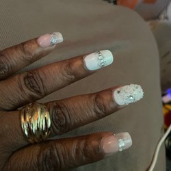 Lucky Nails & Spa - Mimi is looking awesome too... the wedding look.