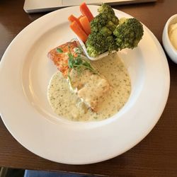 Davis's Restaurant @ Yeats Tavern - Salmon