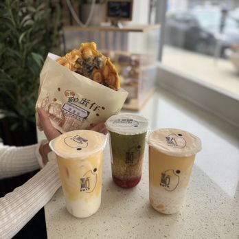 Dots Boba - Black Sesame Mochi Eggette, Mango Coco, Mango Coco Sago, Matcha Strawberry - Bubble Tea Near Me - San Francisco, California Dots Boba - Black Sesame Mochi Eggette, Mango Coco, Mango Coco Sago, Matcha Strawberry - Bubble Tea Near Me - San Francisco, California