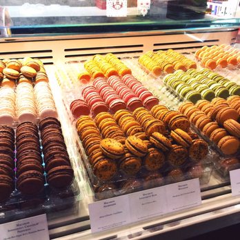 Pierre Hermé - Chocolatiers & Shops Near Me - Paris, 75