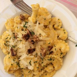 SteinReich Touristik und Beratung - Nudeln (aus nahegel. Manufaktur) mit Kürbisbutter