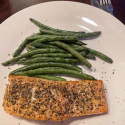 Koehler's Garden & Restaurant - Salmon amf green beans