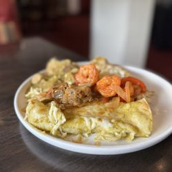 The Mexico Cafe - Enchiladas Suizas, shrimp fajita, Carne con Chile Colorado from the buffet