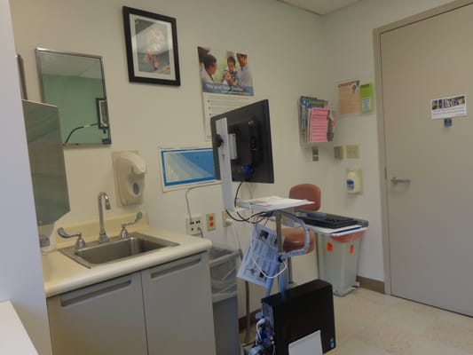 Kaiser Permanente Fremont Medical Center by null