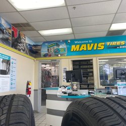 Mavis Tires & Brakes - front desk