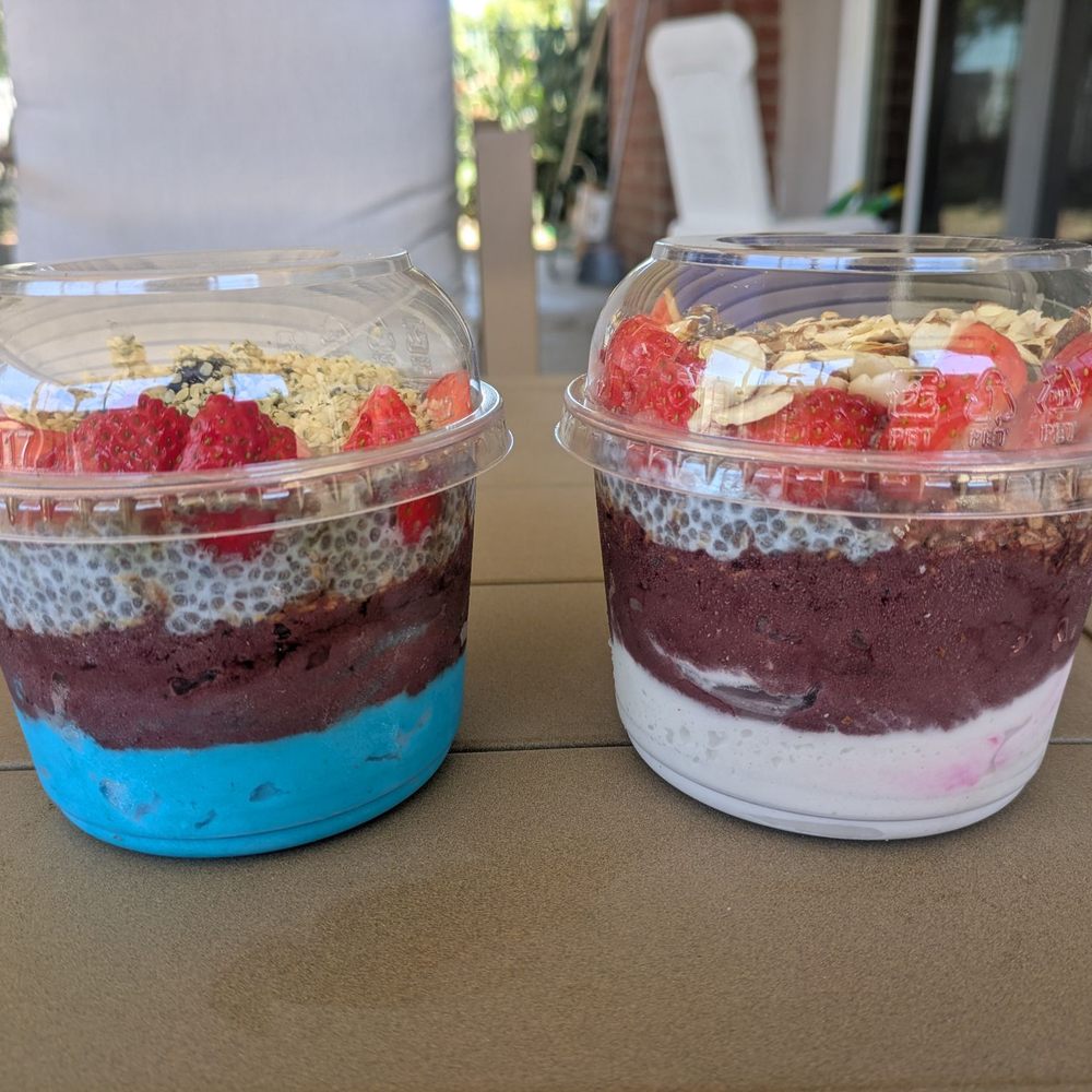 Island Bodega - Island Bowl and Albatross Bowl - Acai Bowls Near Me - Cerritos, California