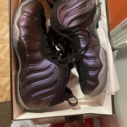 Sneaker Premier - Please give me a price. sclifford22@comcast.net
