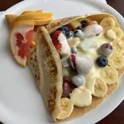 Coco Frutti - The Tutti crepe without icing sugar.
