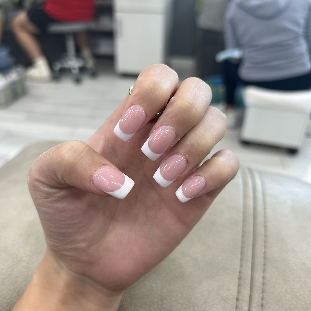 Glamicure - Nail Salons Near Me - Los Angeles, California Glamicure - Nail Salons Near Me - Los Angeles, California