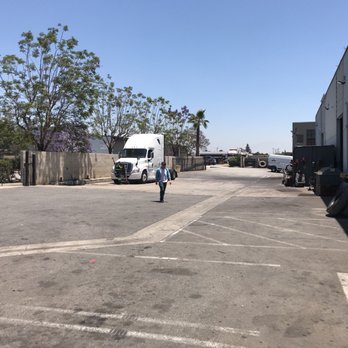 Tony's Road Service - Lots of Room for all trucks and trailers to come in and get whatever you need QUICK!! Awesome Space and Awesome SERVICE - Commercial Truck Repair Near Me - Fontana, California Tony's Road Service - Lots of Room for all trucks and trailers to come in and get whatever you need QUICK!! Awesome Space and Awesome SERVICE - Commercial Truck Repair Near Me - Fontana, California