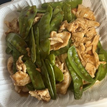 New Ocean - Chicken with snow peas - Szechuan Near Me - Newark, California