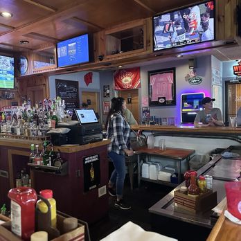Mo's Taasbag - Sports Bars Near Me - Janesville, Wisconsin Mo's Taasbag - Sports Bars Near Me - Janesville, Wisconsin