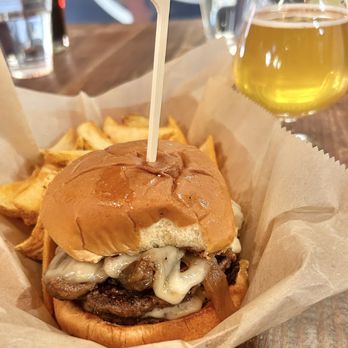 Cabarrus Brewing Company - Mushroom Swiss burger - Breweries Near Me - Concord, North Carolina