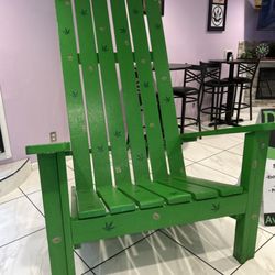 Good Vibes Cafe - The chair