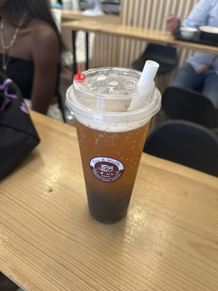 Tea & Waffle