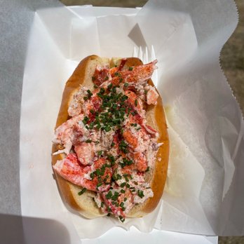 Bite Into Maine - Maine Lobster Roll - Seafood Near Me - Cape Elizabeth, Maine Bite Into Maine - Maine Lobster Roll - Seafood Near Me - Cape Elizabeth, Maine
