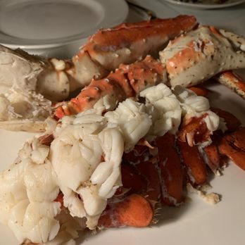 801 Chophouse - Alaskan Red King Crab Legs & One Pound Maine Lobster Tail - Steakhouses Near Me - Denver, Colorado 801 Chophouse - Alaskan Red King Crab Legs & One Pound Maine Lobster Tail - Steakhouses Near Me - Denver, Colorado