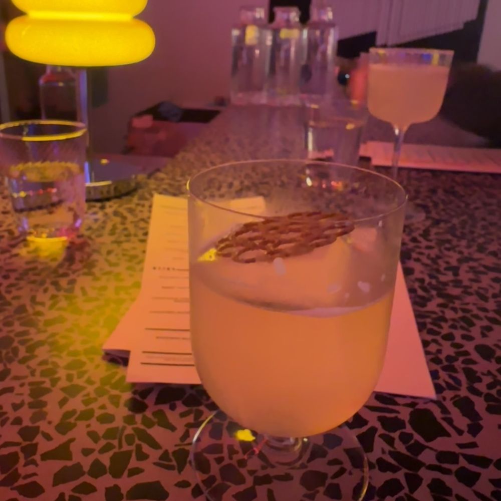 Bar Bambi - Skinny dip - Cocktail Bars Near Me - Chicago, Illinois Bar Bambi - Skinny dip - Cocktail Bars Near Me - Chicago, Illinois