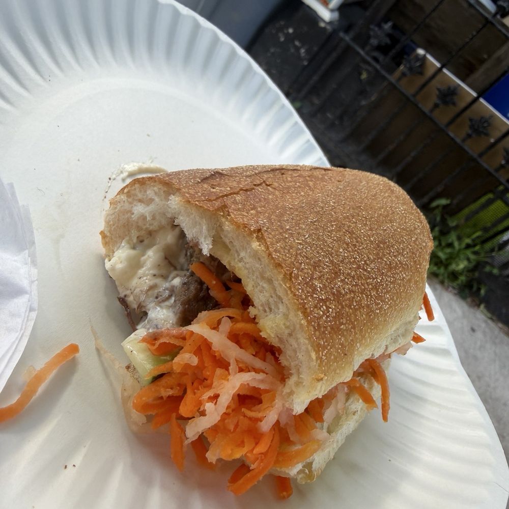 Banhmigos - Beef Short Ribs Banh Mi Sandwich - Vietnamese Near Me - Brooklyn, New York