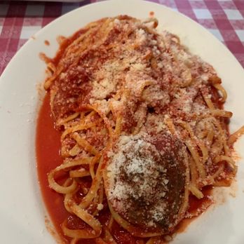 The Family Table - Kids spaghetti and meatballs - Italian Near Me - Henry, Tennessee