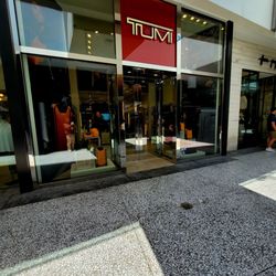 Tumi