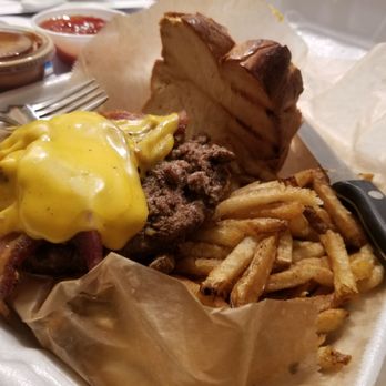 Hole In the Wall - Patty melt - off the menu which they can throw together. a nice surprise! - Sports Bars Near Me - Miami, Florida Hole In the Wall - Patty melt - off the menu which they can throw together. a nice surprise! - Sports Bars Near Me - Miami, Florida