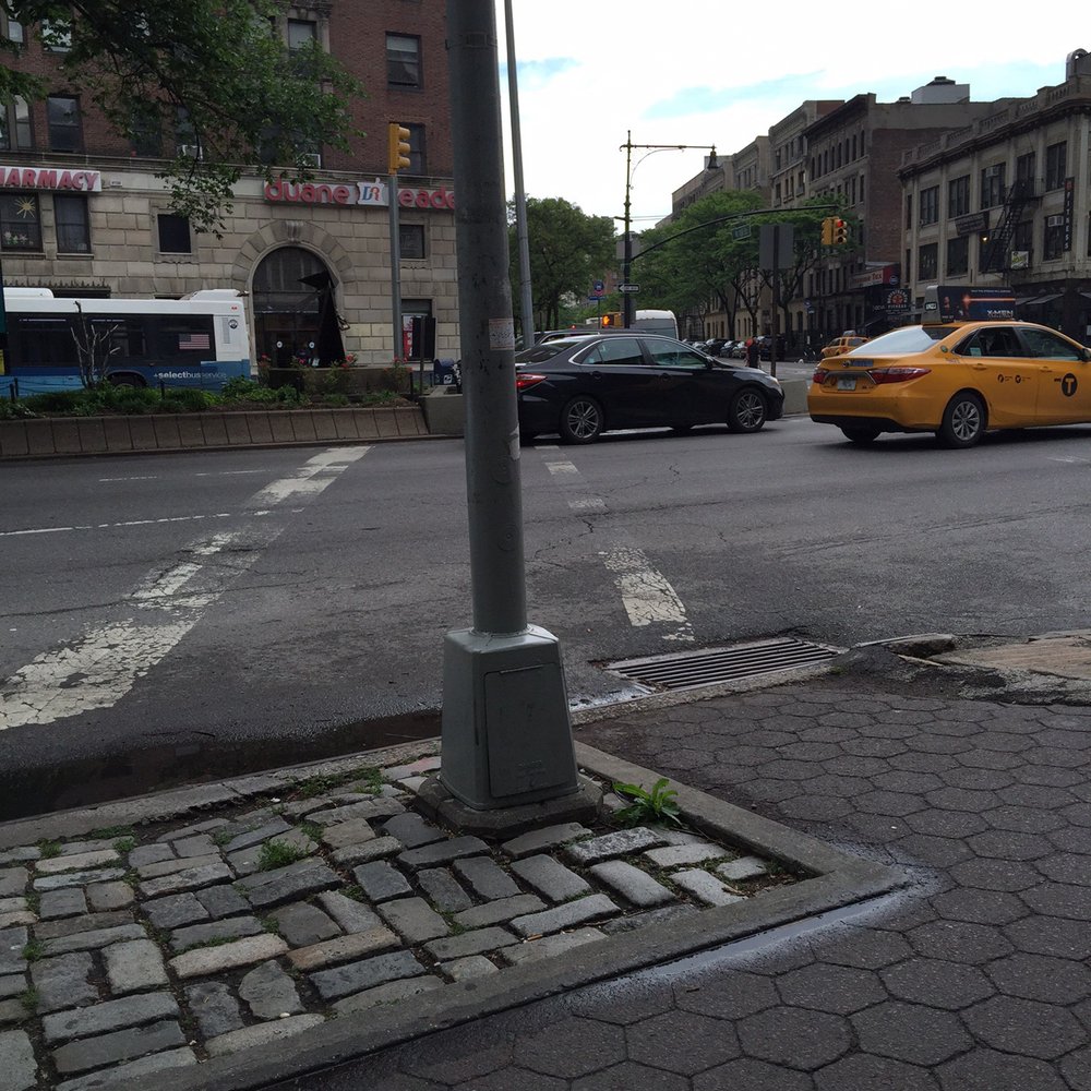 Straus Park - An that's the cross streets of Broadway - Parks Near Me - New York, New York Straus Park - An that's the cross streets of Broadway - Parks Near Me - New York, New York