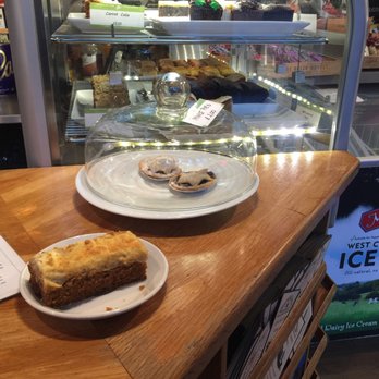 Waterside Cafe - British Near Me - London, XGL
