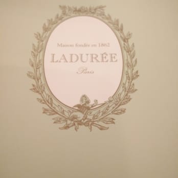 Ladurée - Macaroons - Delicatessen Near Me - London, XGL