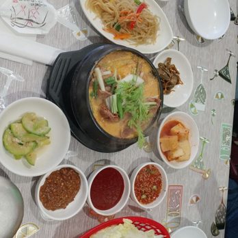 Jeunju Restaurant - Gamjatang and banchan - Korean Near Me - Flushing, New York Jeunju Restaurant - Gamjatang and banchan - Korean Near Me - Flushing, New York
