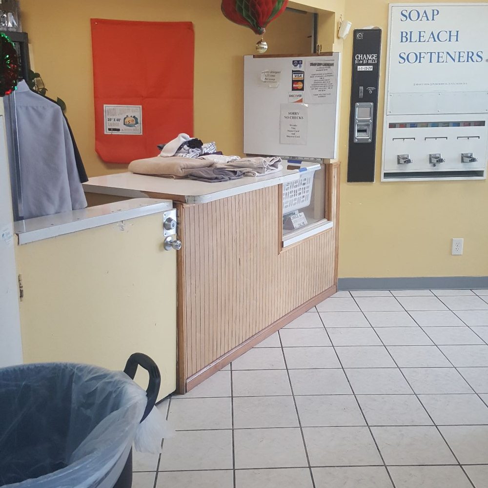 Superior Laundries - They even do your laundry - Laundry Services Near Me - Aurora, Colorado Superior Laundries - They even do your laundry - Laundry Services Near Me - Aurora, Colorado