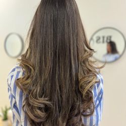 Rose At The Hair Place - Blow dry