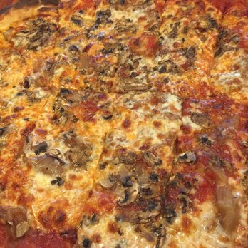Flatbread Company - Ohno pizza - Pizza Near Me - Paia, Hawaii