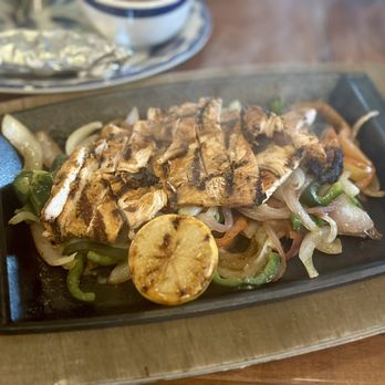 Barrio Queen - Chicken Chargrilled Fajitas - Mexican Near Me - Phoenix, Arizona Barrio Queen - Chicken Chargrilled Fajitas - Mexican Near Me - Phoenix, Arizona