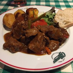 O'Learys - Sautéed beef tenderloin, roasted potatoes and mixed greens. Fully acceptable for lunch!