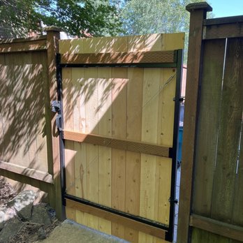 Rick's Custom Fencing & Decking - New gate - Fences & Gates Near Me - Kennewick, Washington Rick's Custom Fencing & Decking - New gate - Fences & Gates Near Me - Kennewick, Washington