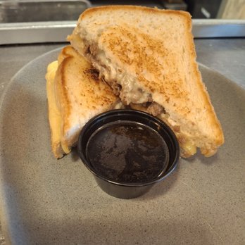 Coastal Kitchen at Bear Trap Dunes - Prime rib grilled cheese - Venues & Event Spaces Near Me - Ocean View, Delaware Coastal Kitchen at Bear Trap Dunes - Prime rib grilled cheese - Venues & Event Spaces Near Me - Ocean View, Delaware