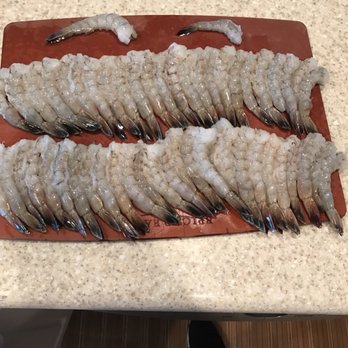 Scuba Steve's Seafood - 2 lbs of jumbo shrimp peeled and deveined. Variable size. - Seafood Markets Near Me - Savannah, Georgia Scuba Steve's Seafood - 2 lbs of jumbo shrimp peeled and deveined. Variable size. - Seafood Markets Near Me - Savannah, Georgia
