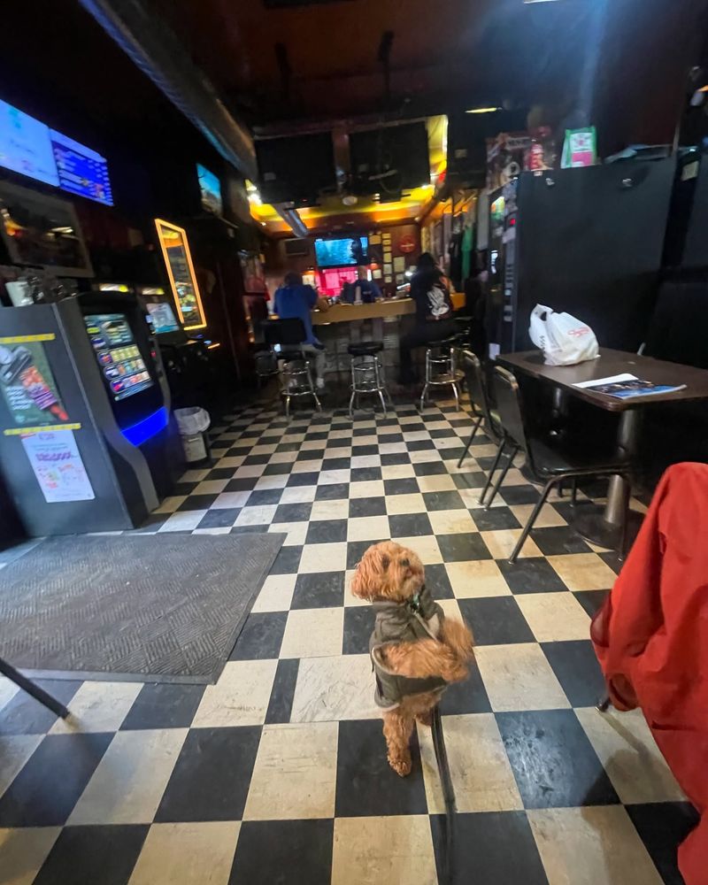 Rosewood Bar Image