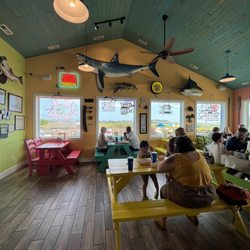 Captain Mac's Fish House & Seafood Market - Inside seating