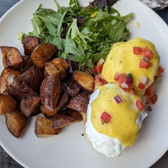 French Toast Bistro - Crab Benedict - Cajun/Creole Near Me - Canton, Michigan