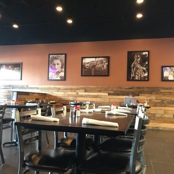 Big Pauly's Wood Fired Pizza - Inside - Pizza Near Me - Plainfield, Illinois