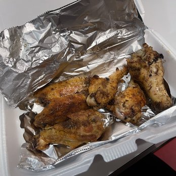 Chef's Cut Pizzeria - Jamaican jerk chicken wings - carry out - Pizza Near Me - Louisville, Kentucky