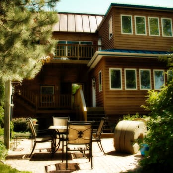 The Mill House Bed & Breakfast - RIverside Patio - Bed & Breakfast Near Me - Grand Rapids, Ohio The Mill House Bed & Breakfast - RIverside Patio - Bed & Breakfast Near Me - Grand Rapids, Ohio