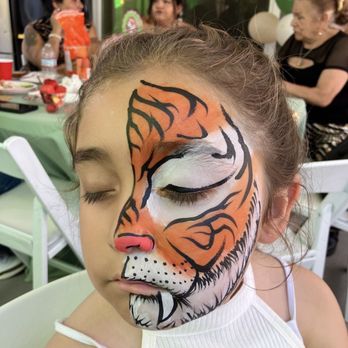 Hancholos Facepainting - Face Painting Near Me
