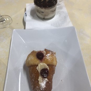 Il Capanno - Rum baba - Italian Near Me - Sorrento, NA