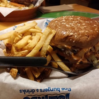Islands Restaurant - Hana Hou Burger - Burgers Near Me - Vista, California