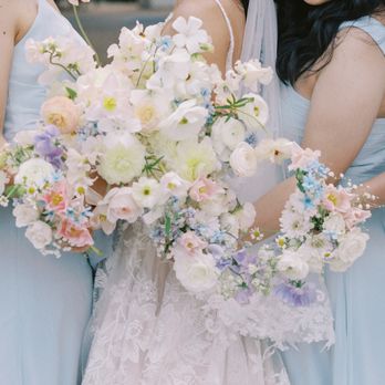 Fleurisse Design - Bridal Bouquet + Bridesmaid Bouquets - Floral Designers Near Me