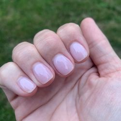 VIP Nails - French pink powder nails