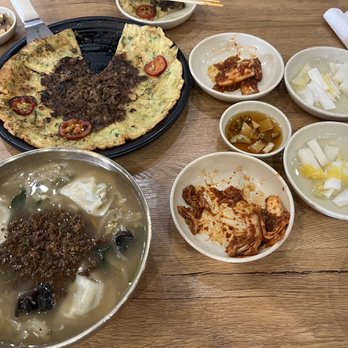 MDK Noodles - Bulgogi Pancake and Dumpling Soup - Noodles Near Me - Houston, Texas